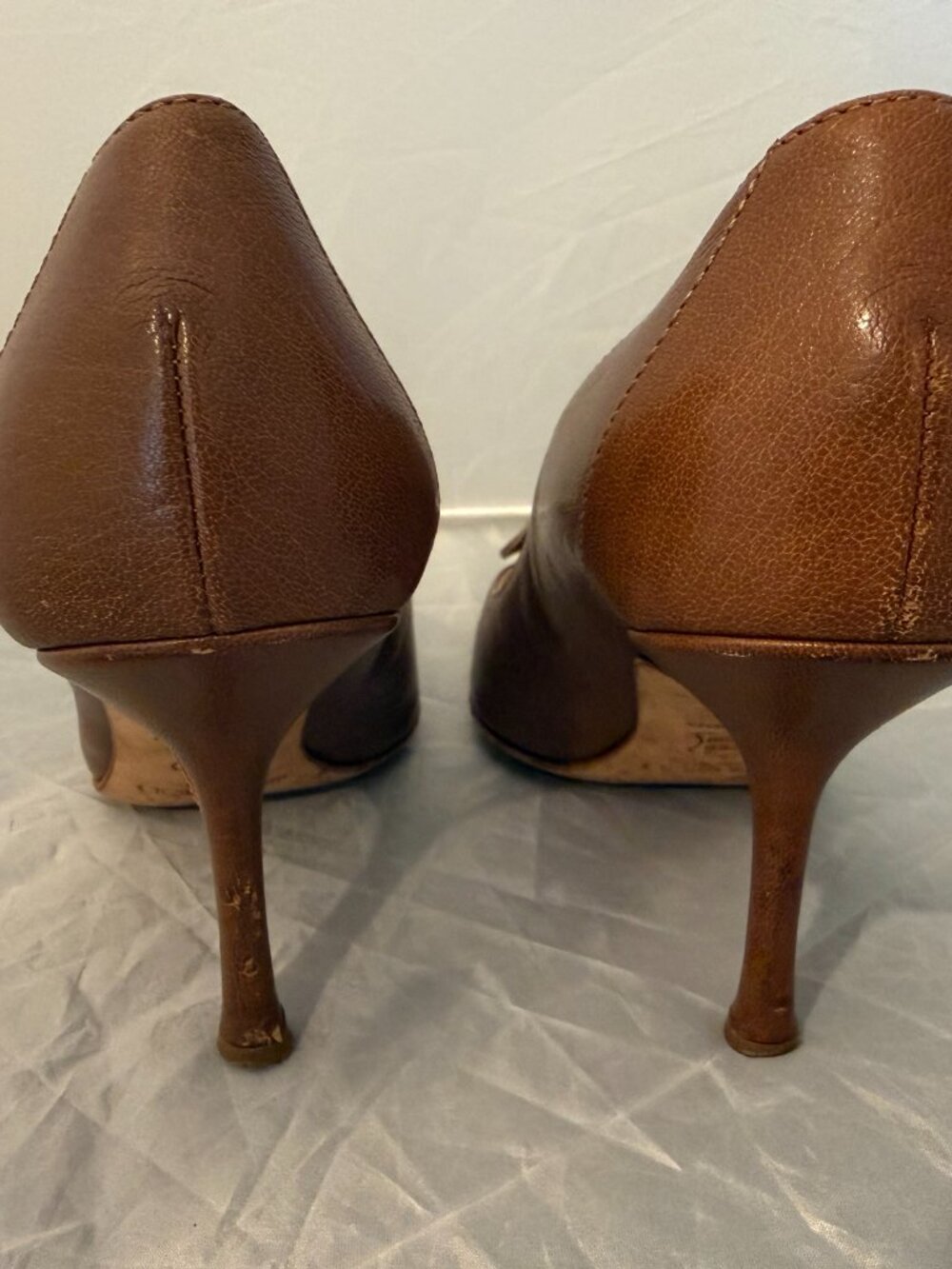 Vintage Jimmy Choo Brown Leather Pumps Heels with Horn Detail – Women's Size 7 - Picture 3 of 8